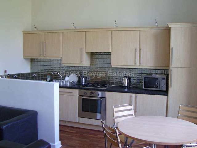 Image of 1 bedroom Flat to rent in Alexandra Drive Aigburth Liverpool L17 at Alexandra Drive Aigburth Liverpool, L17 8TD