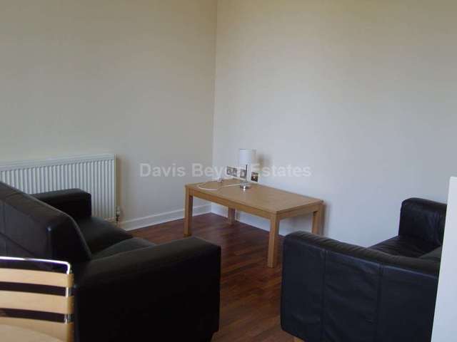 Image of 1 bedroom Flat to rent in Alexandra Drive Aigburth Liverpool L17 at Alexandra Drive Aigburth Liverpool, L17 8TD