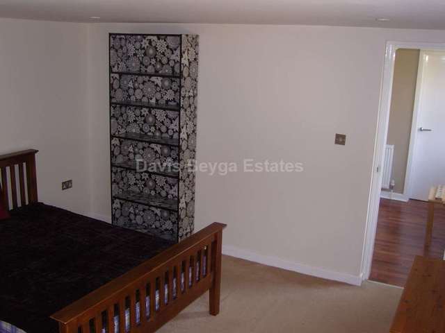  Image of 1 bedroom Flat to rent in Alexandra Drive Aigburth Liverpool L17 at Alexandra Drive Aigburth Liverpool, L17 8TD