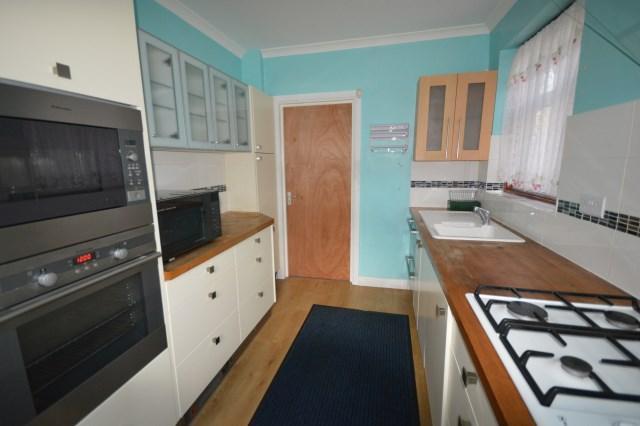  Image of 1 bedroom Flat Share to rent in Ashfield Road London W3 at Acton  london, W3 7JJ