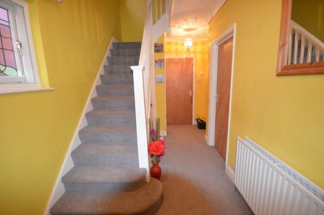  Image of 1 bedroom Flat Share to rent in Ashfield Road London W3 at Acton  london, W3 7JJ