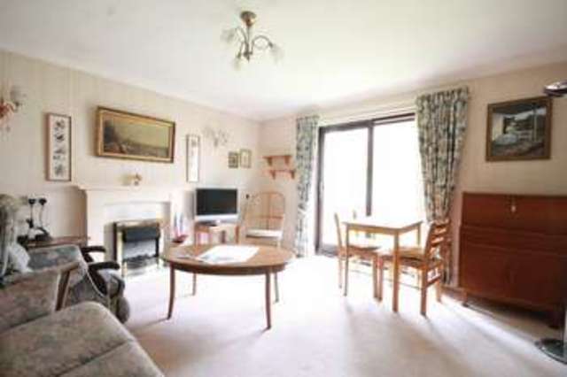  Image of 1 bedroom Detached house for sale in Greville Park Road Ashtead KT21 at Greville Park Road  Ashtead, KT21 2QN