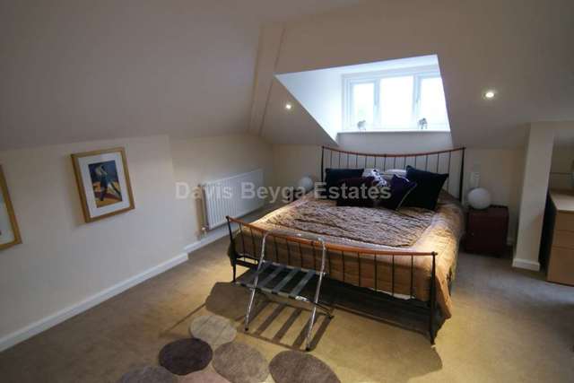  Image of 2 bedroom Penthouse to rent in Baddow Croft Woolton Liverpool L25 at Baddow Croft Woolton Liverpool, L25 7DB