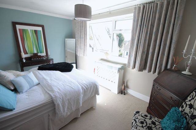  Image of 2 bedroom Flat for sale in Pound Road Banstead SM7 at Pound Road  Banstead, SM7 2HS
