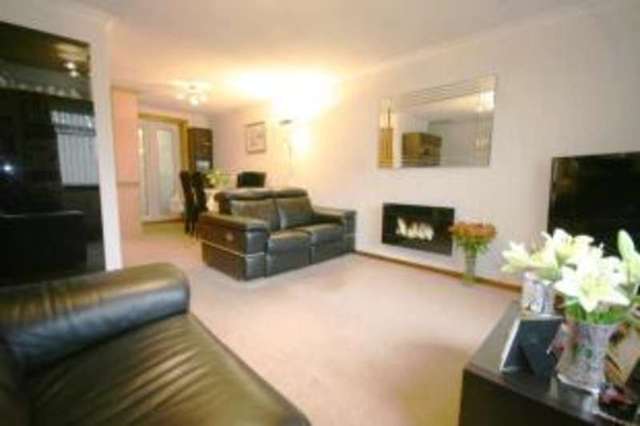  Image of 3 bedroom Terraced house for sale in Beechwood Avenue Clarkston Glasgow G76 at Clarkston Glasgow Busby, G76 7XG