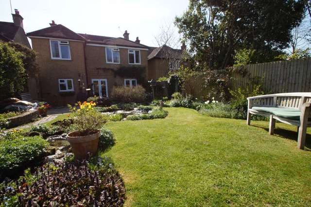  Image of 4 bedroom Detached house for sale in Belmont Road Hemel Hempstead HP3 at Belmont Road  Hemel Hempstead, HP3 9NY