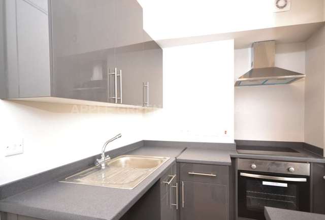  Image of 1 bedroom Apartment to rent in Chalk Farm Road London NW1 at Chalk Farm Road Chalk Farm London, NW1 8AN
