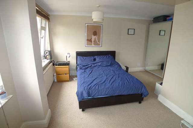  Image of 4 bedroom Semi-Detached house for sale in Chaucer Road Sidcup DA15 at Chaucer Road  Sidcup, DA15 9AP