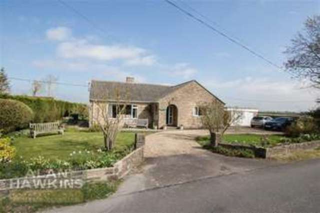  Image of 3 bedroom Detached house for sale in Olivemead Lane Dauntsey Chippenham SN15 at Olivemead Lane Chippenham Chippenham, SN15 4JF