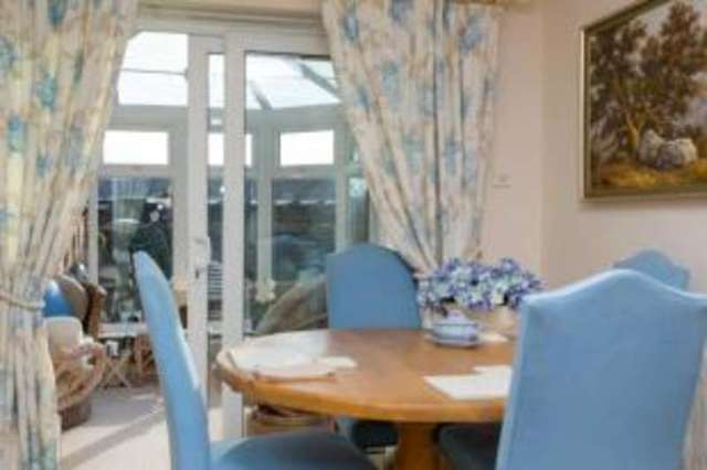  Image of 3 bedroom Terraced house for sale in Clydesdale Gardens Bognor Regis PO22 at Bognor Regis West Sussex North Bersted, PO22 9BE