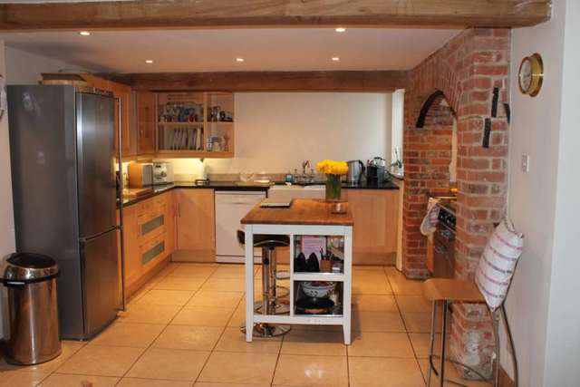  Image of 4 bedroom Semi-Detached house to rent in Cottesmore Lane Ewelme Wallingford OX10 at Cottesmore Lane Ewelme Wallingford, OX10 6HD