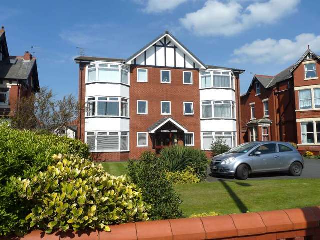  Image of 2 bedroom Apartment for sale in Clifton Drive Lytham St. Annes FY8 at Clifton Drive Lytham Lytham St Annes, FY8 1BZ