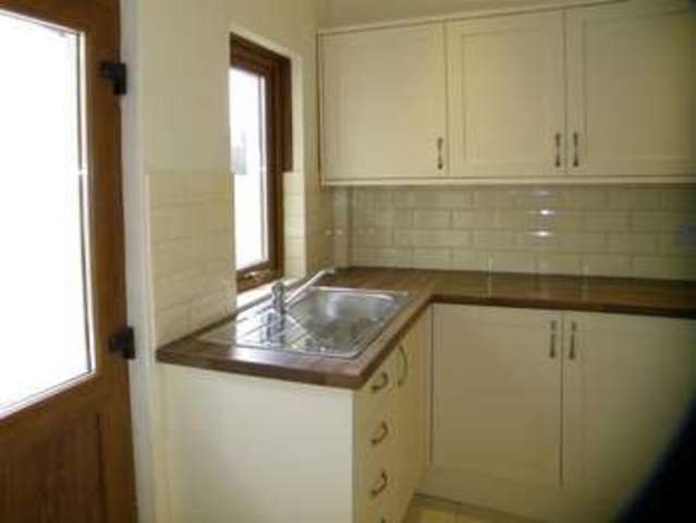  Image of 3 bedroom Property for sale in Culfor Road Loughor Swansea SA4 at Culfor Road Loughor Loughor, SA4 6TY