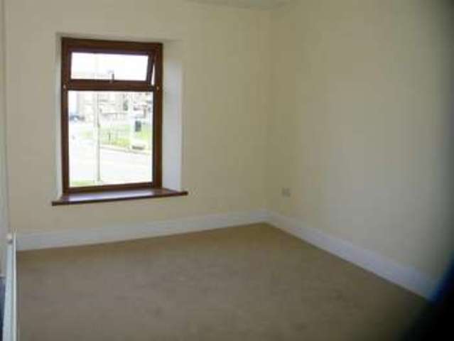  Image of 3 bedroom Property for sale in Culfor Road Loughor Swansea SA4 at Culfor Road Loughor Loughor, SA4 6TY