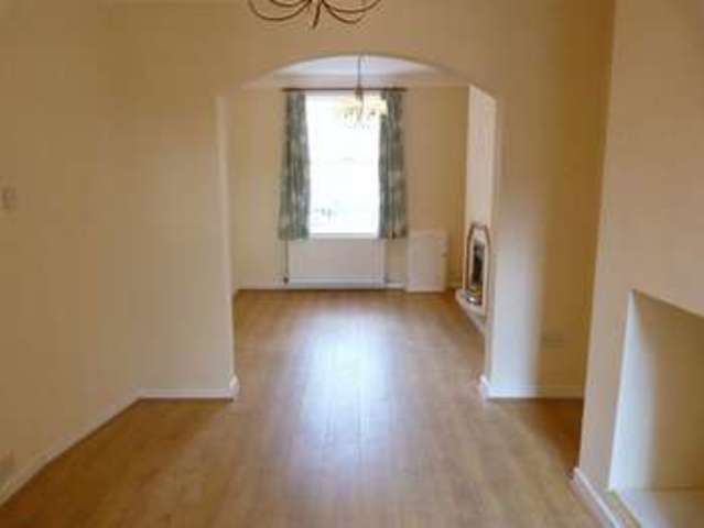  Image of 2 bedroom Terraced house to rent in Cumberland Street Warrington WA4 at Cumberland Street Latchford Warrington, WA4 1EY