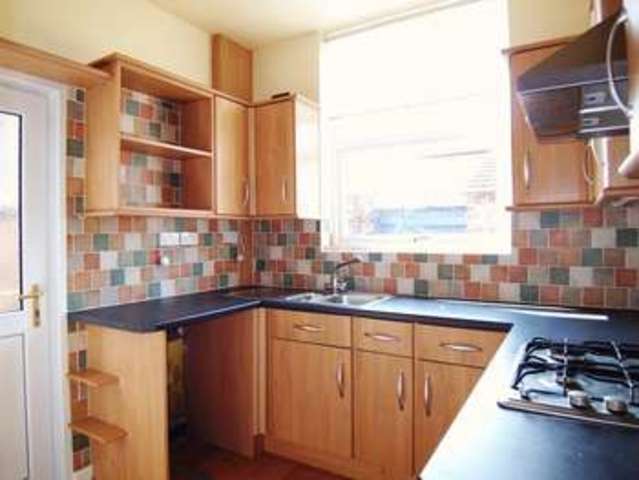  Image of 2 bedroom Terraced house to rent in Cumberland Street Warrington WA4 at Cumberland Street Latchford Warrington, WA4 1EY