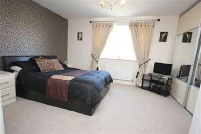  Image of 4 bedroom Property for sale in Dyehouse Close Whitworth Rochdale OL12 at Dyehouse Close Whitworth Whitworth, OL12 8EA