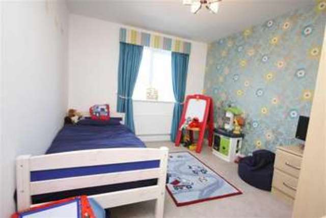  Image of 4 bedroom Property for sale in Dyehouse Close Whitworth Rochdale OL12 at Dyehouse Close Whitworth Whitworth, OL12 8EA