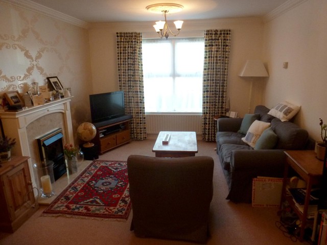  Image of 2 bedroom Flat to rent in Epsom Road Guildford GU1 at 82 Epsom Road  Guildford, GU1 2BX