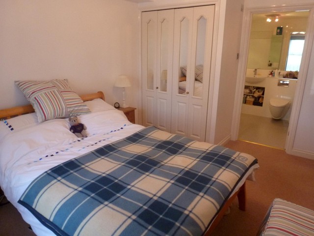  Image of 2 bedroom Flat to rent in Epsom Road Guildford GU1 at 82 Epsom Road  Guildford, GU1 2BX