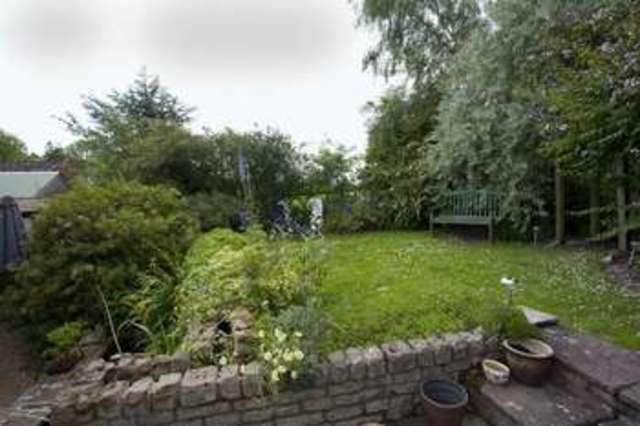  Image of 3 bedroom Semi-Detached house for sale in Fen Street Hopton Diss IP22 at Fen Street Hopton Diss, IP22 2RF