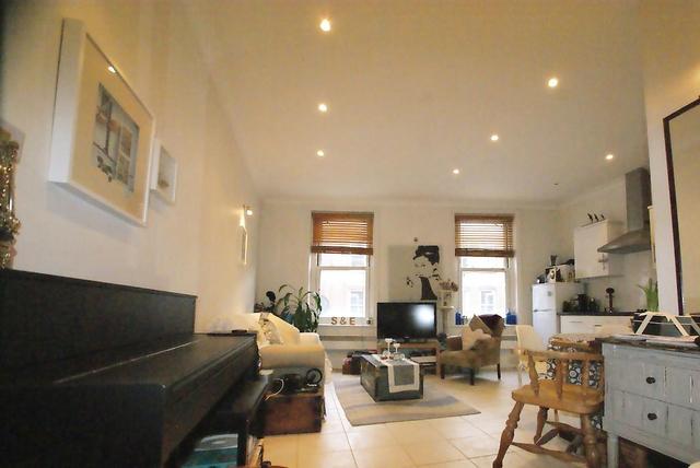  Image of 1 bedroom Flat to rent in Fulham Road London SW6 at Fulham  London, SW6 5RP
