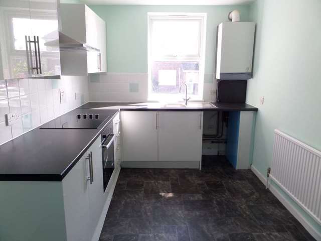  Image of 1 bedroom Flat to rent in Garden Close London SE12 at Garden Close Grove Park London, SE12 9TG