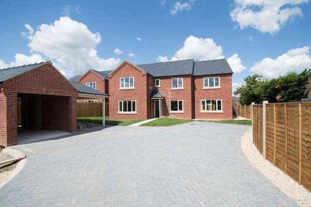  Image of 5 bedroom Detached house for sale in Gloucester Road Welland Malvern WR13 at Welland Malvern Worcestershire, WR13 6LA