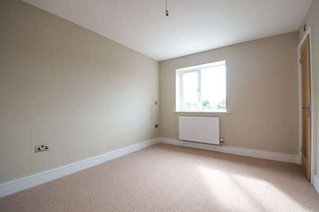  Image of 5 bedroom Detached house for sale in Gloucester Road Welland Malvern WR13 at Welland Malvern Worcestershire, WR13 6LA