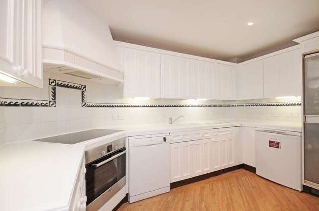  Image of 2 bedroom Apartment to rent in Fitzjohns Avenue London NW3 at Fitzjohn`s Avenue  London, NW3 6PH