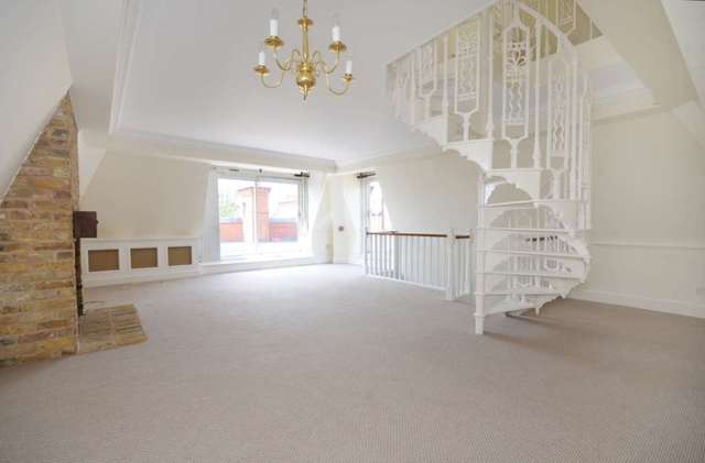  Image of 2 bedroom Apartment to rent in Fitzjohns Avenue London NW3 at Fitzjohn`s Avenue Hampstead London, NW3 6PH
