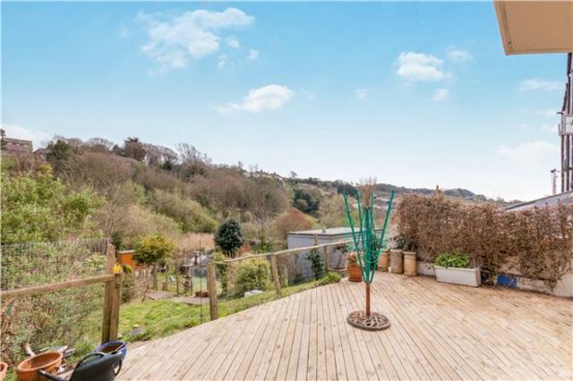  Image of 4 bedroom Terraced house for sale in Harold Road Hastings TN35 at East Sussex, TN35 5NG