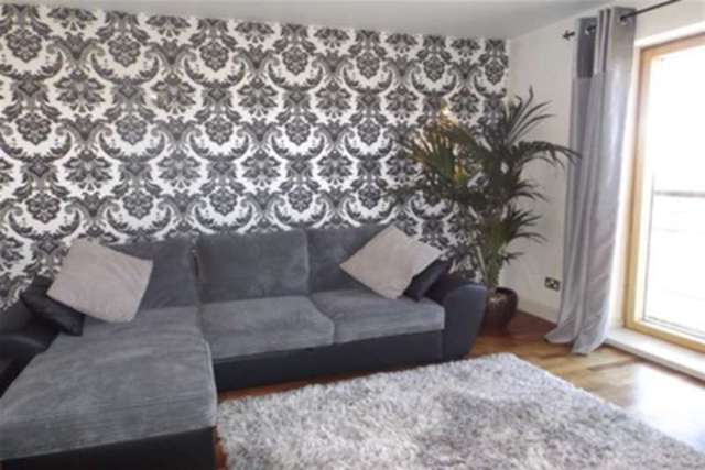  Image of 1 bedroom Flat to rent in Henke Court Cardiff CF10 at Cardiff, CF10 4EJ