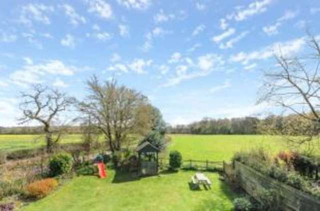  Image of 3 bedroom Semi-Detached house for sale in Lipscombe Close Herriard Basingstoke RG25 at Herriard Alton Southrope, RG25 2PT