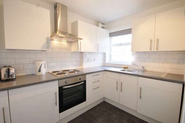  Image of 2 bedroom Maisonette for sale in Hilary Avenue Mitcham CR4 at Hilary Avenue  Mitcham, CR4 2LA