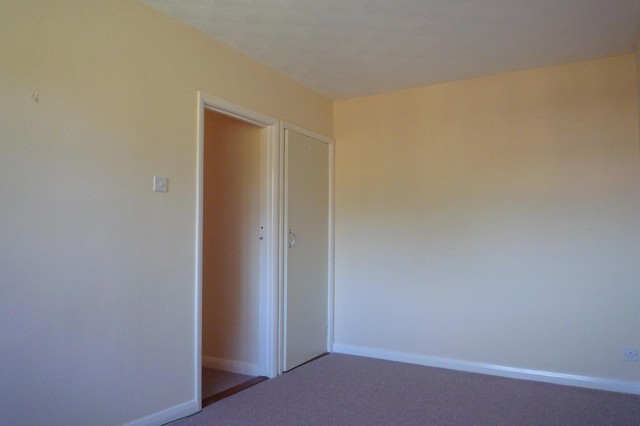  Image of 4 bedroom Detached house to rent in Holly Grove Fareham PO16 at Fareham, PO16 7UP