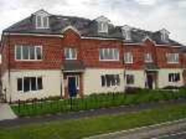  Image of 2 bedroom Apartment to rent in Hotham Road South Hull HU5 at Hull, HU5 5LG