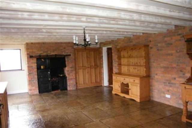  Image of 4 bedroom Detached house to rent in Hugh Barn Lane New Longton Preston PR4 at Preston, PR4 4SQ