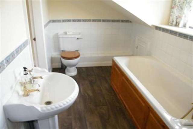 Image of 4 bedroom Detached house to rent in Hugh Barn Lane New Longton Preston PR4 at Preston, PR4 4SQ