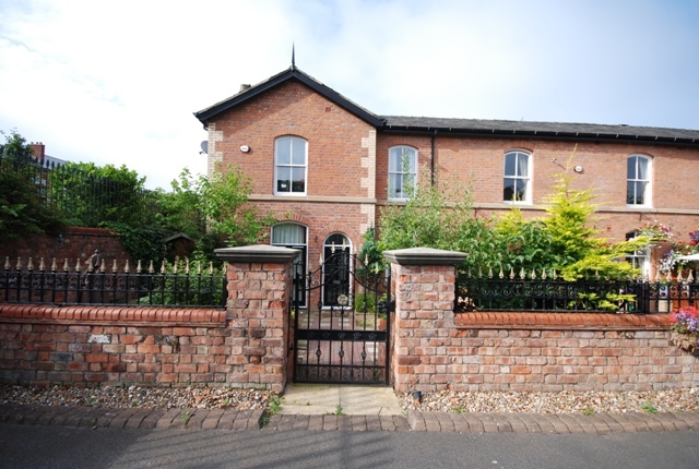  Image of 2 bedroom Detached house for sale in Kingswood Park Birkdale Southport PR8 at Westcliffe Road  Southport, PR8 2JH