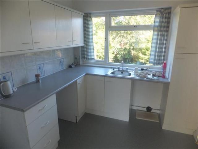  Image of 2 bedroom Maisonette to rent in Langham Close Birmingham B26 at Sheldon, B26 1RH