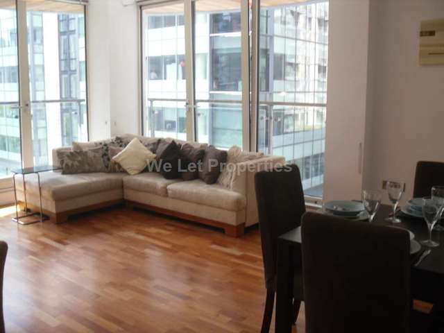  Image of 2 bedroom Apartment to rent in Leftbank Manchester M3 at Leftbank  Manchester, M3 3AE