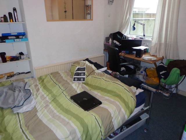  Image of 5 bedroom Detached house to rent in Llanishen Street Heath Cardiff CF14 at Cardiff  Roath, CF14 3QD