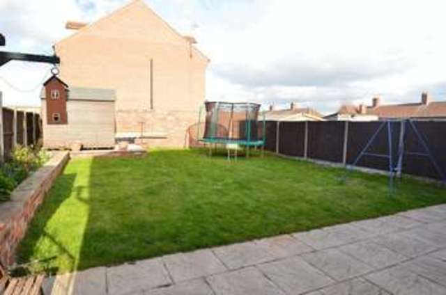  Image of 3 bedroom Semi-Detached house for sale in Lyndhurst Avenue Blidworth Mansfield NG21 at Lyndhurst Avenue  Mansfield, NG21 0SB