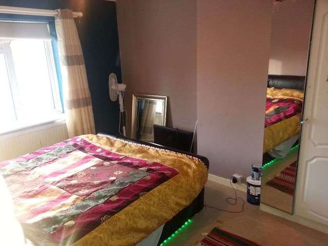  Image of 2 bedroom Semi-Detached house to rent in Marlborough Road Becontree Dagenham RM8 at Malborough Road Becontree Heath Dagenham, RM8 2HD