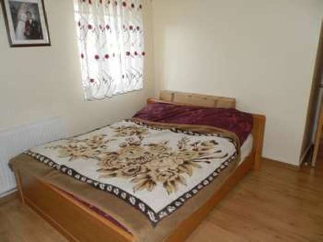  Image of 3 bedroom Terraced house for sale in Maybridge Square Goring-by-Sea Worthing BN12 at Maybridge Square Goring-By-Sea Worthing, BN12 6HL