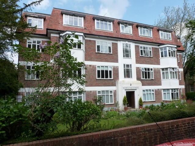  Image of 1 bedroom Flat to rent in Bodorgan Road Bournemouth BH2 at 28 Bodorgan Road  Bournemouth, BH2 6NH