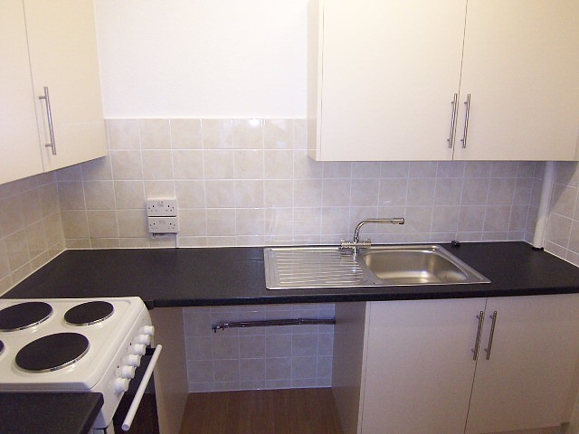  Image of 1 bedroom Flat to rent in Bodorgan Road Bournemouth BH2 at 28 Bodorgan Road  Bournemouth, BH2 6NH