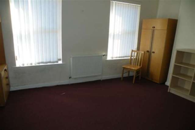  Image of 3 bedroom Detached house to rent in Molyneux Road Kensington Liverpool L6 at Liverpool, L6 6AL