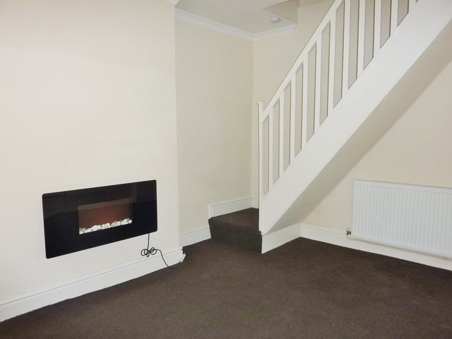  Image of 3 bedroom Detached house to rent in Old Hill Ashbourne DE6 at Ashbourne Derbyshire Ashbourne, DE6 1BL